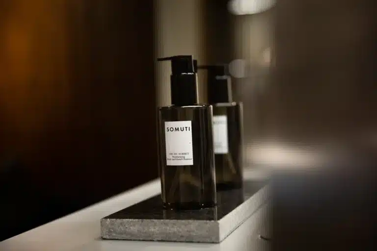 Somuti body and hand cleanser